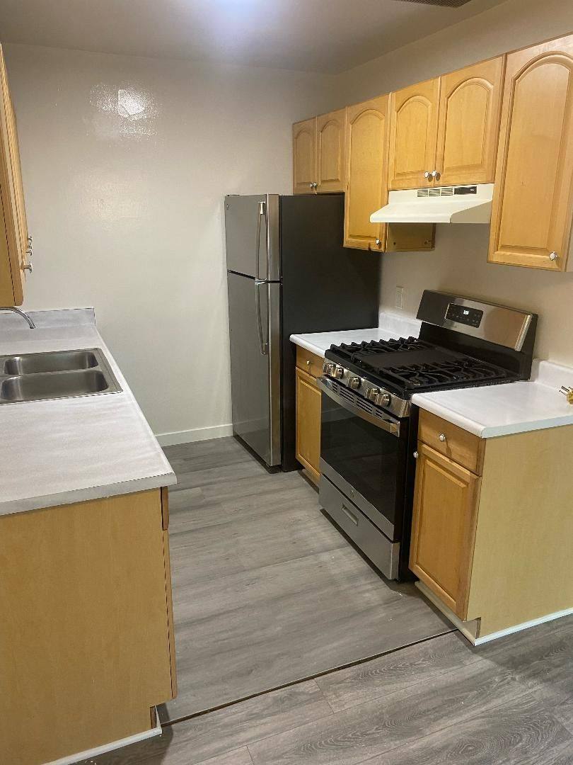 Apartment for rent at 11617 Gorham Ave, Los Angeles, CA 90049
