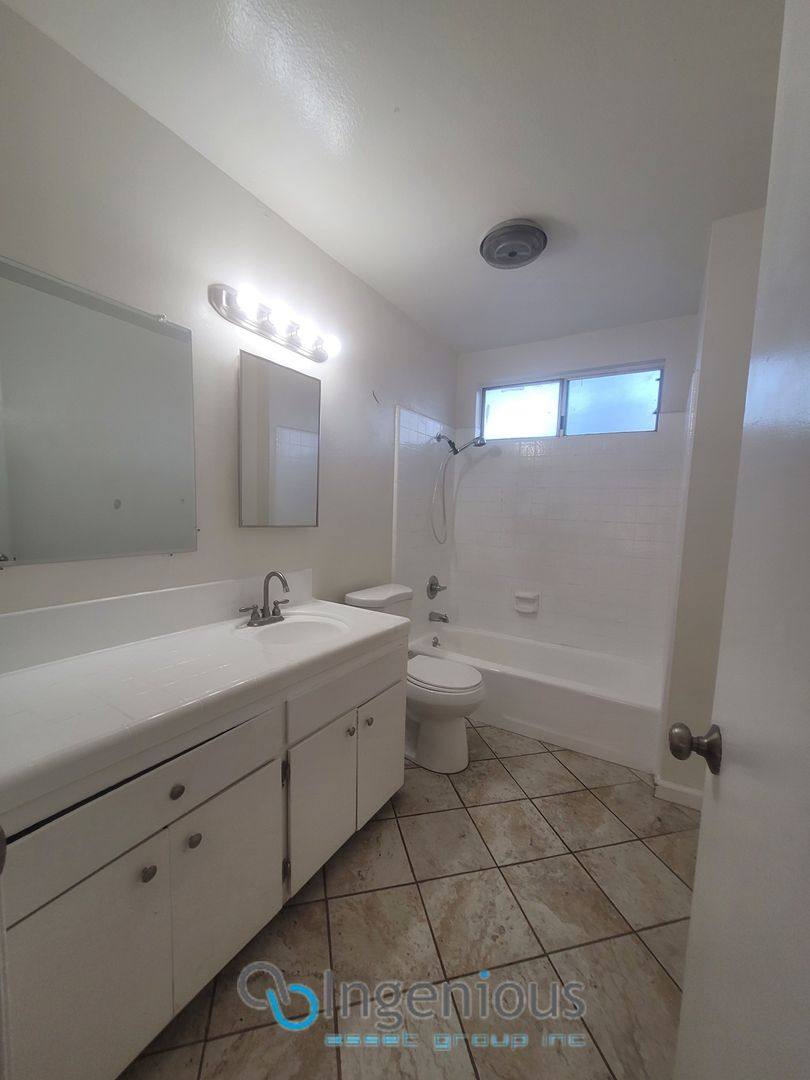 Apartment for rent at 12634 Kalnor Ave, Norwalk, CA 90650
