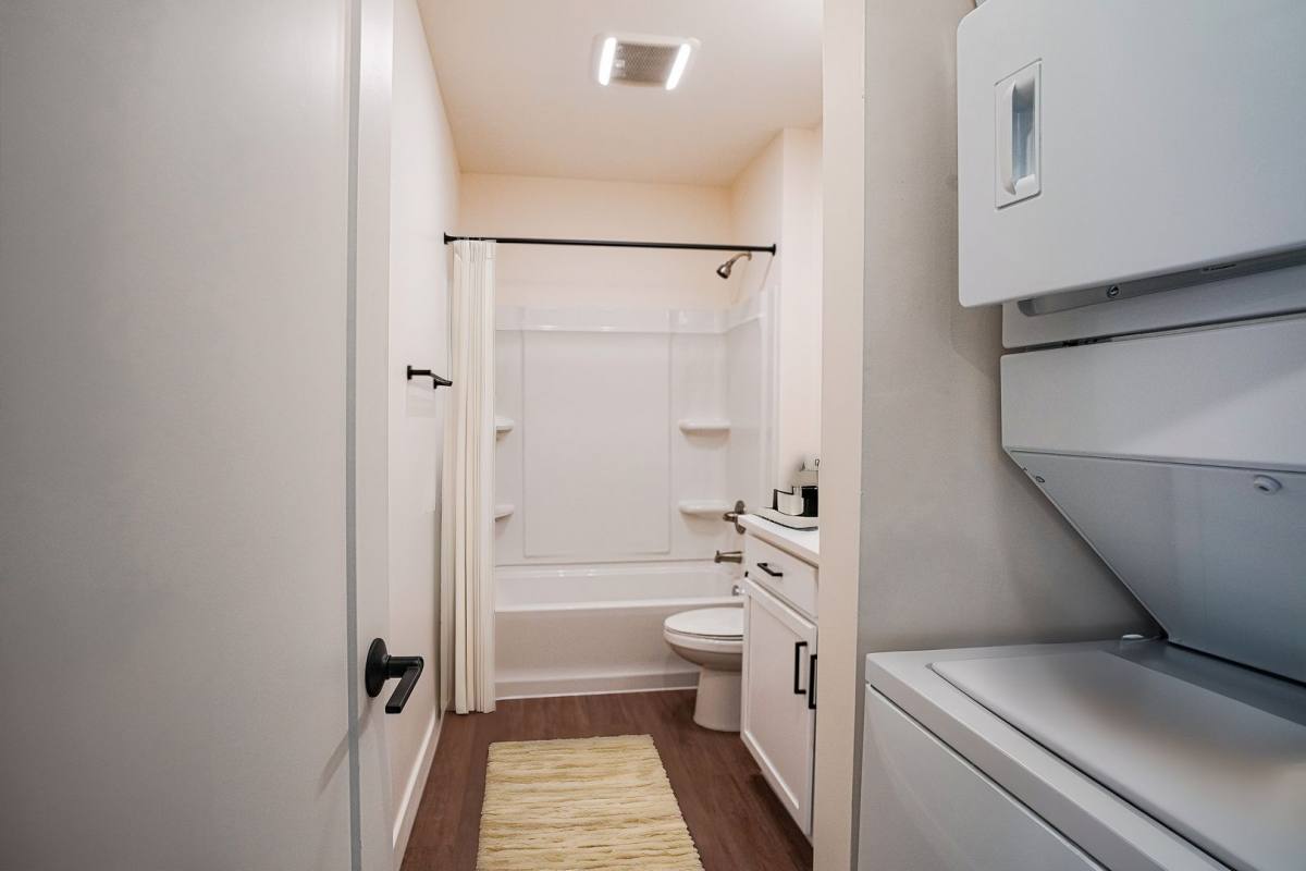 Apartment for rent at 476 Taylor Ave, Columbus, OH 43203