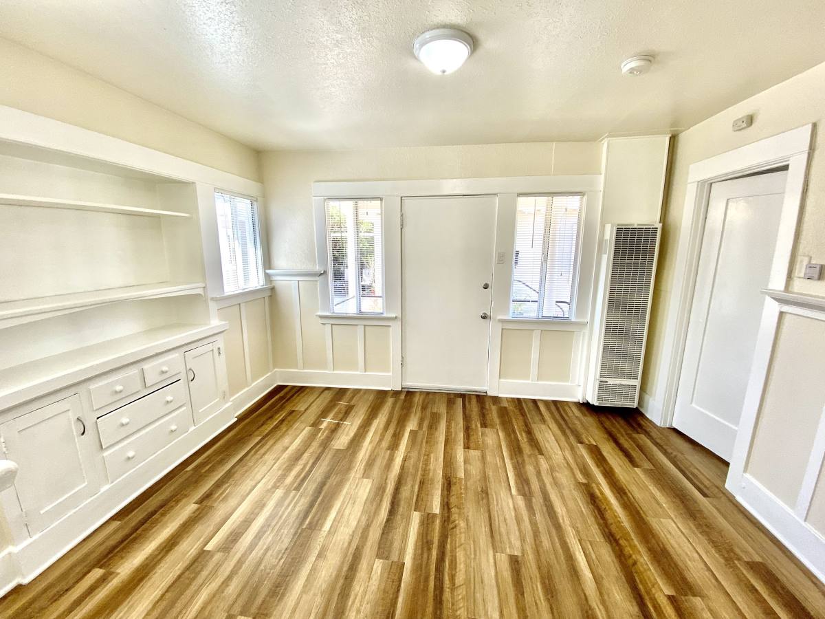 Apartment for rent at 1032 W 1st St #B, San Pedro, CA 90731