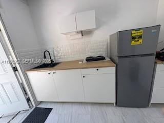 Apartment for rent at 1385 NE 133rd St, Miami, FL 33161