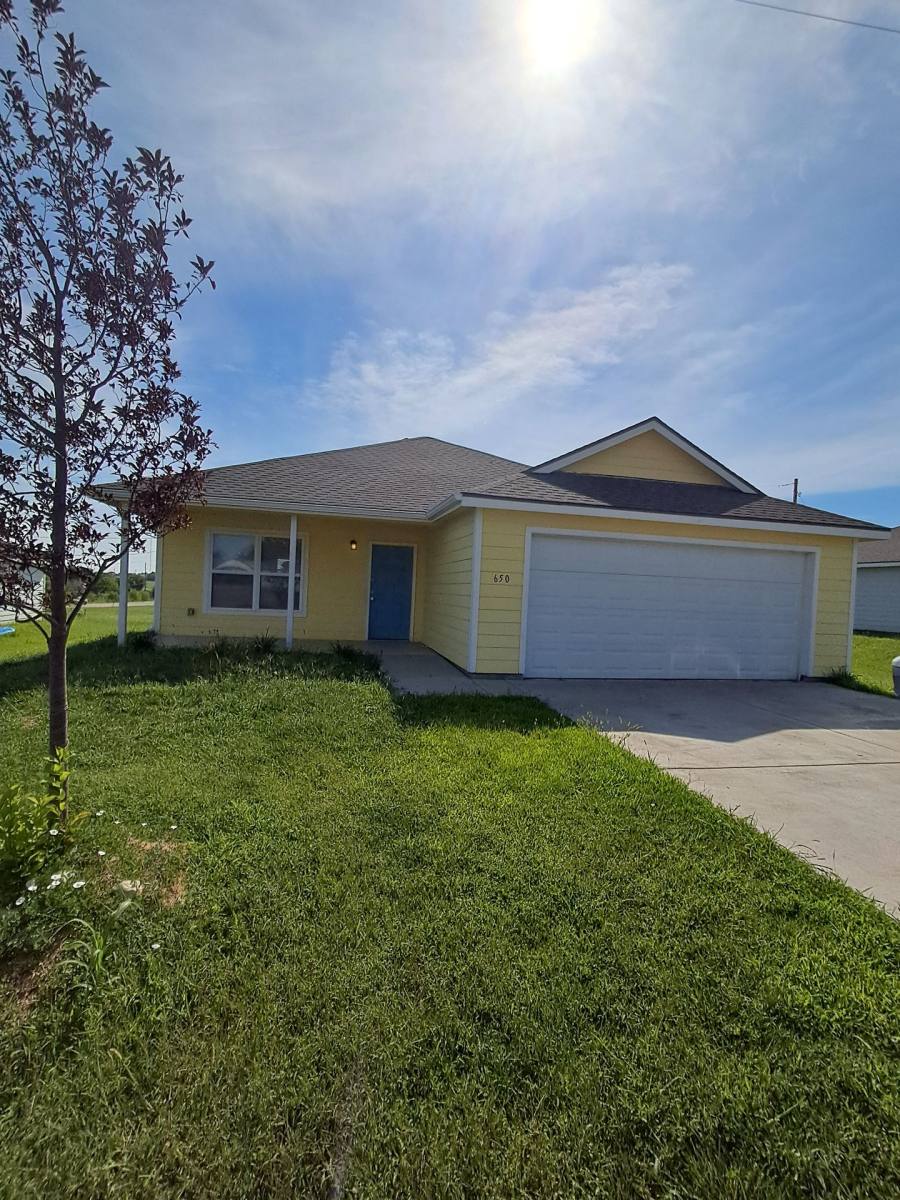 Apartment for rent at 1309 S High St, El Dorado, KS 67042