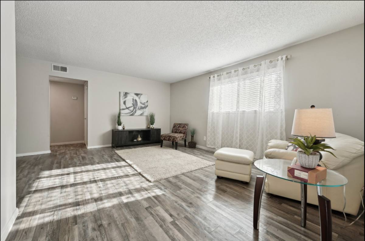 Townhouse for rent at 6000 Will Rogers Rd, Oklahoma City, OK 73110