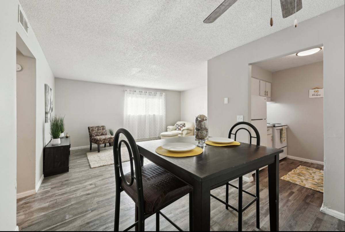 Townhouse for rent at 6000 Will Rogers Rd, Oklahoma City, OK 73110