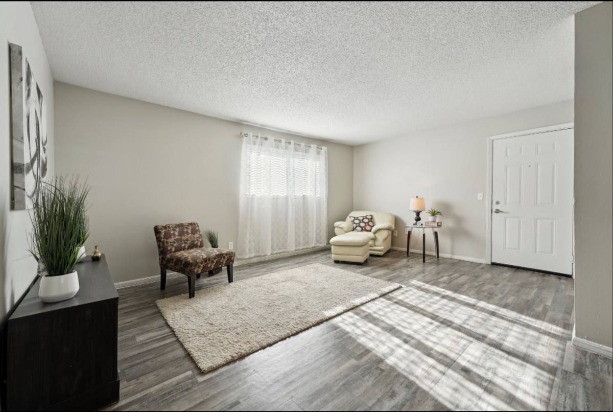 Townhouse for rent at 6000 Will Rogers Rd, Oklahoma City, OK 73110