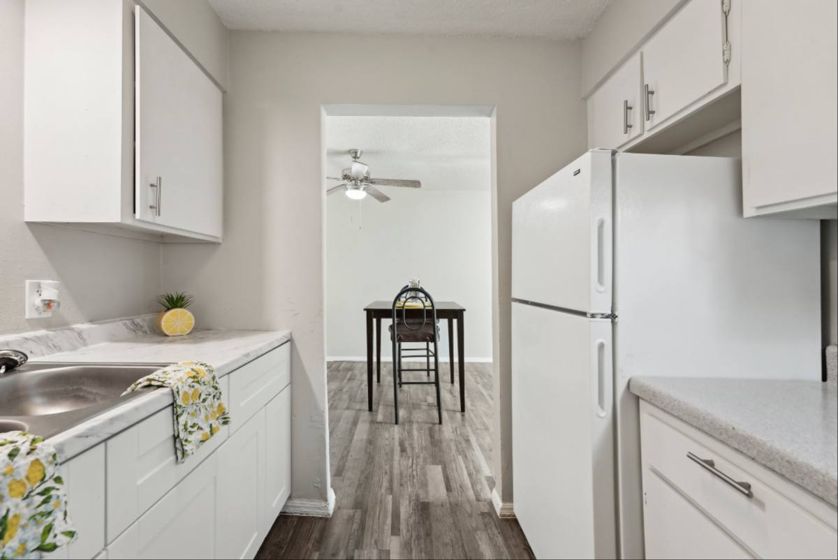 Townhouse for rent at 6000 Will Rogers Rd, Oklahoma City, OK 73110