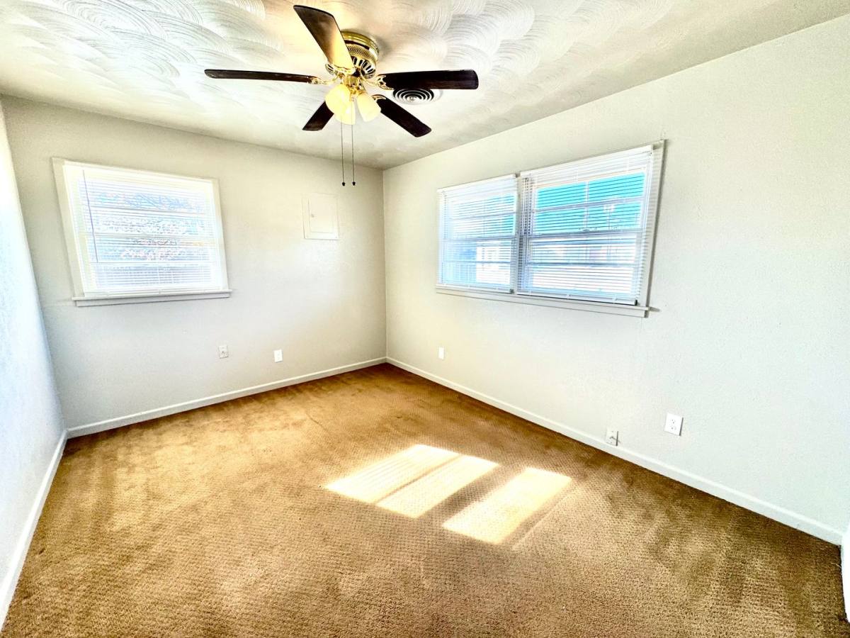 Apartment for rent at 3221 33rd, Lubbock, TX 79410