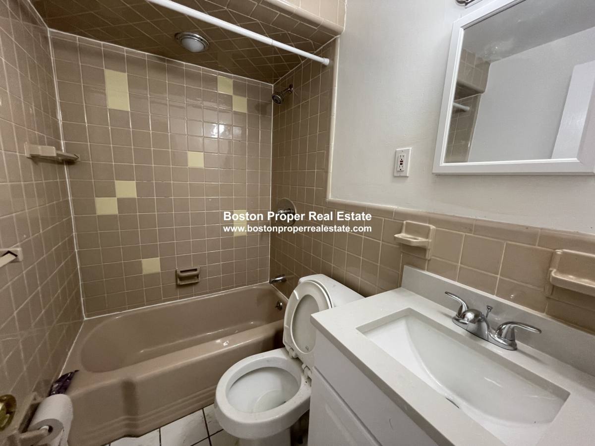 Apartment for rent at 49 Gloucester #1, Boston, MA 02115