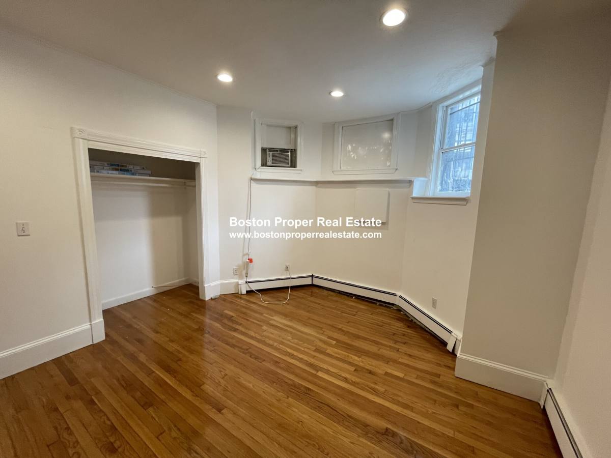 Apartment for rent at 49 Gloucester #1, Boston, MA 02115
