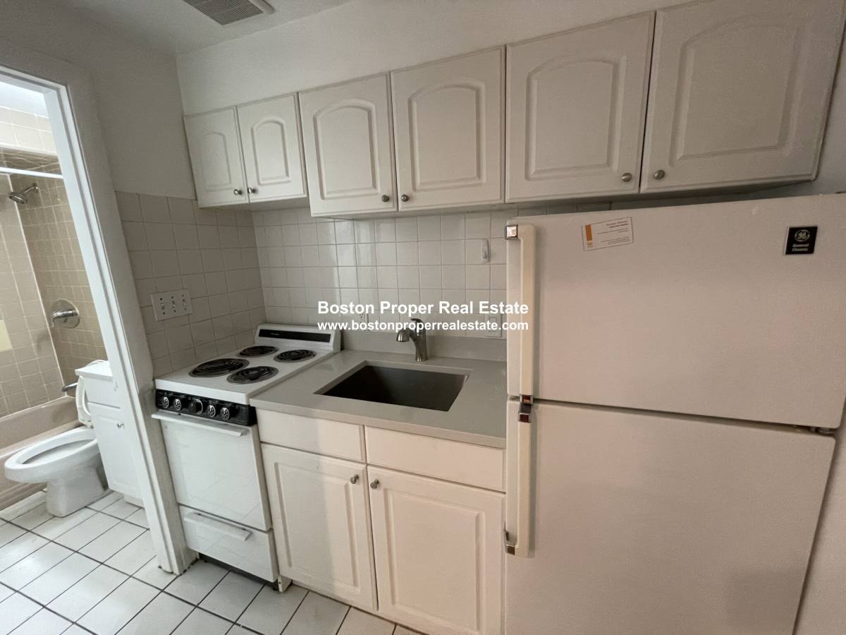 Apartment for rent at 49 Gloucester #1, Boston, MA 02115