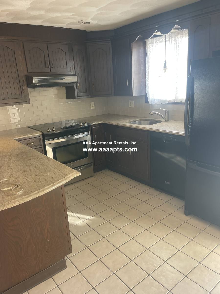 Apartment for rent at 435 Proctor Ave, Revere, MA 02151