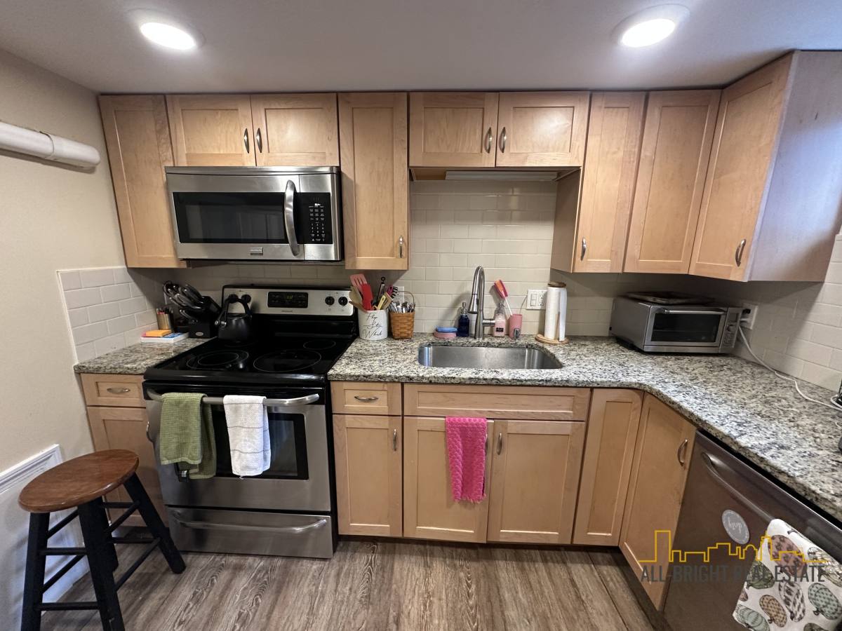 Apartment for rent at 391 Washington St, Somerville, MA 02143