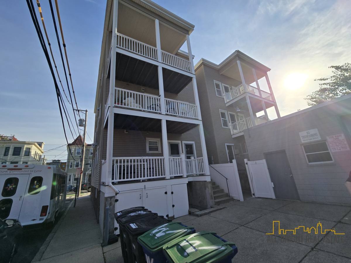Apartment for rent at 391 Washington St, Somerville, MA 02143