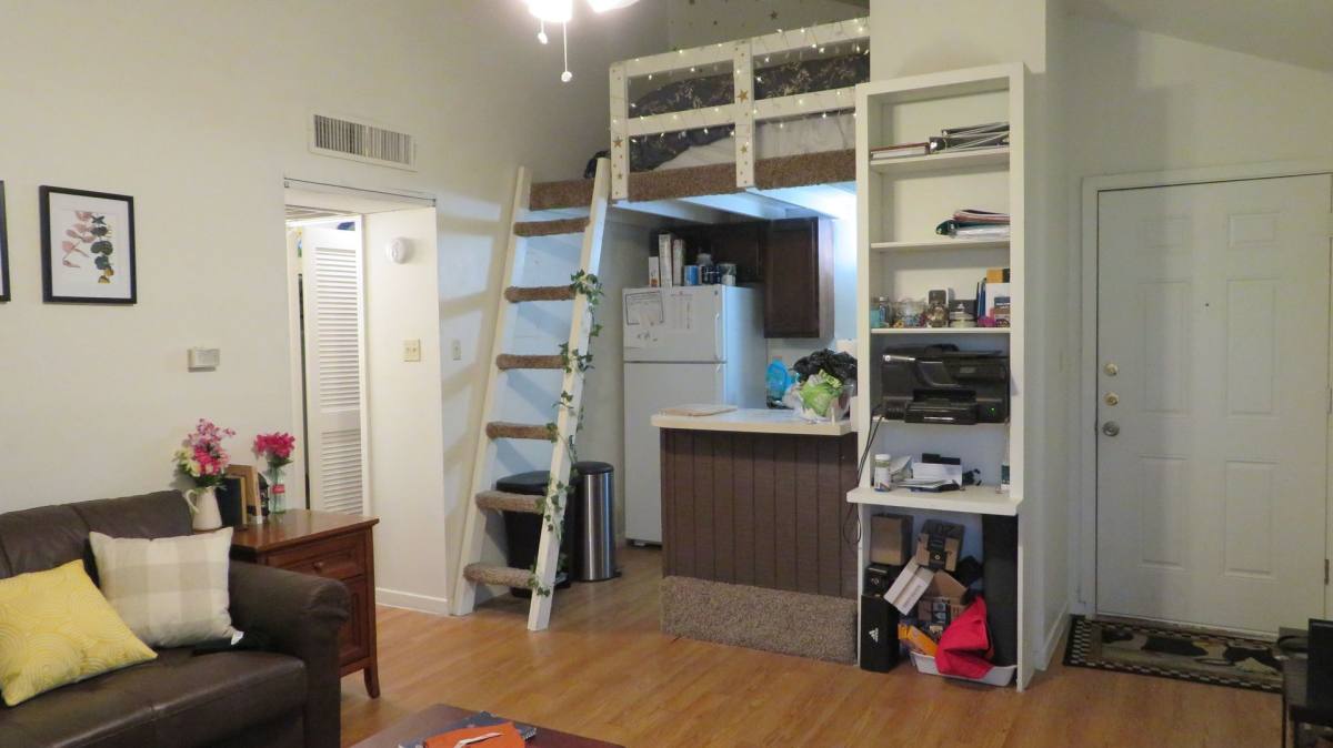 House for rent at 1000 W 26th St, Austin, TX 78705