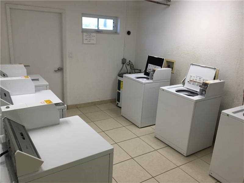Condo for rent at 924 SE 2nd St #34, Fort Lauderdale, FL 33301