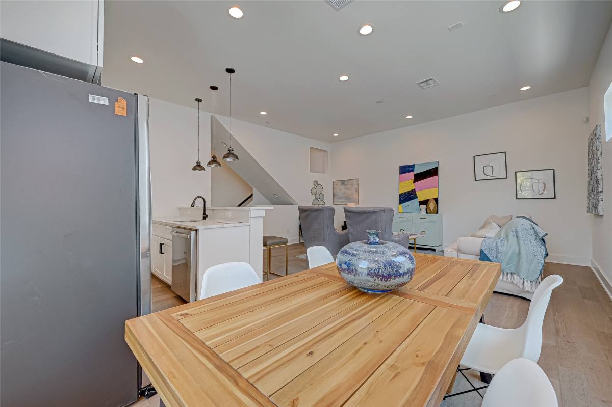 Apartment for rent at 6030 Beall St, Houston, TX 77091