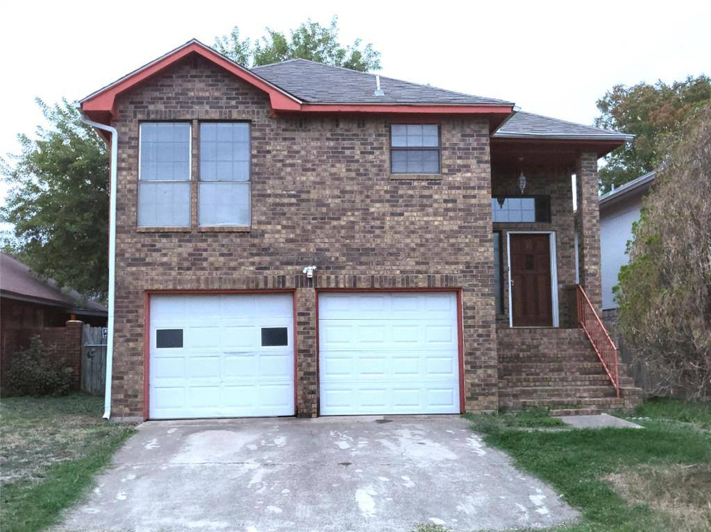 Apartment for rent at 1420 Eastview St, Fort Worth, TX 76134