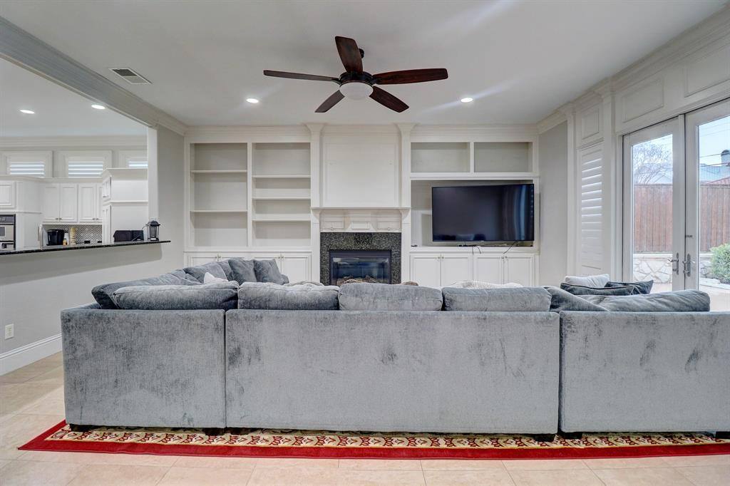 Apartment for rent at 5606 Pershing Ave, Fort Worth, TX 76107