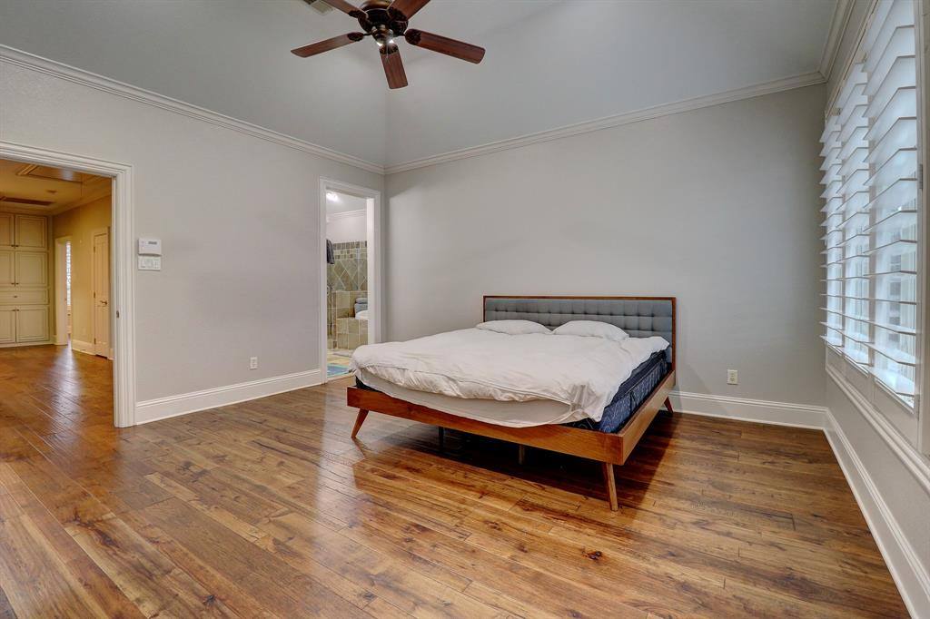 Apartment for rent at 5606 Pershing Ave, Fort Worth, TX 76107