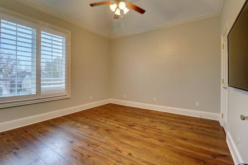 Apartment for rent at 5606 Pershing Ave, Fort Worth, TX 76107
