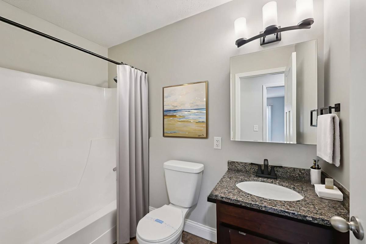 Apartment for rent at 1829 Furness St, Saint Paul, MN 55109