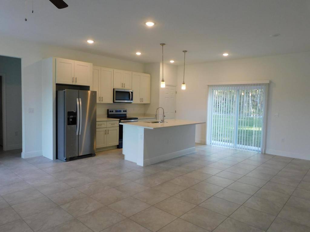 House for rent at 15760 SW 55th Ave Rd, Ocala, FL 34476