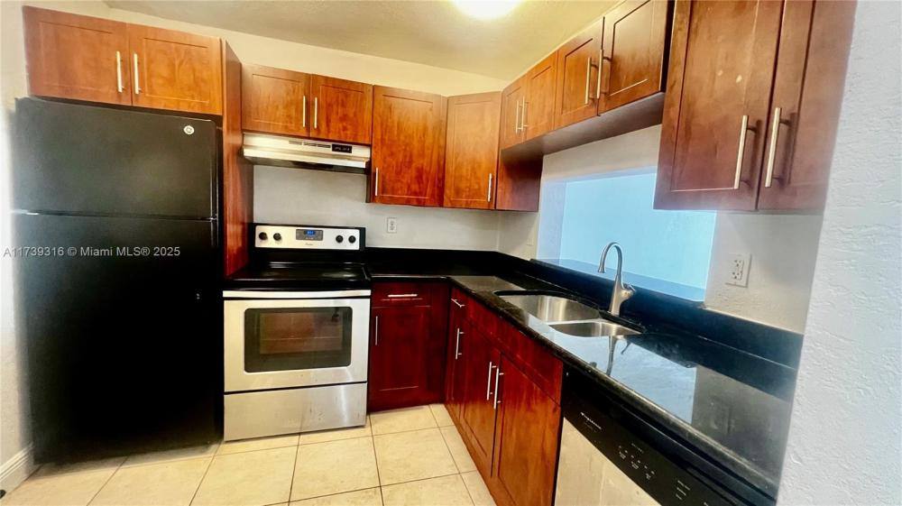 Apartment for rent at 494 NW 165th St Rd, Miami, FL 33169