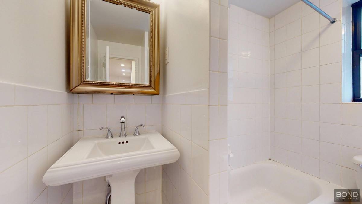 Apartment for rent at 30 Charlton St #3B, New York, NY 10014