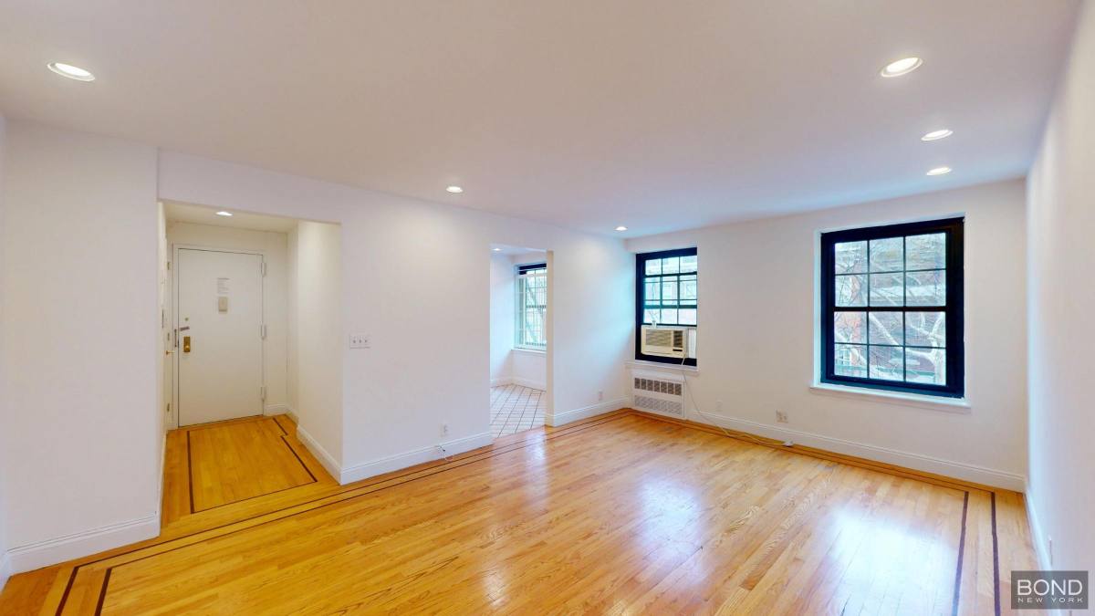 Apartment for rent at 30 Charlton St #3B, New York, NY 10014