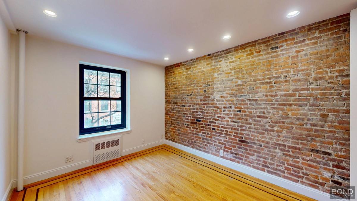 Apartment for rent at 30 Charlton St #3B, New York, NY 10014