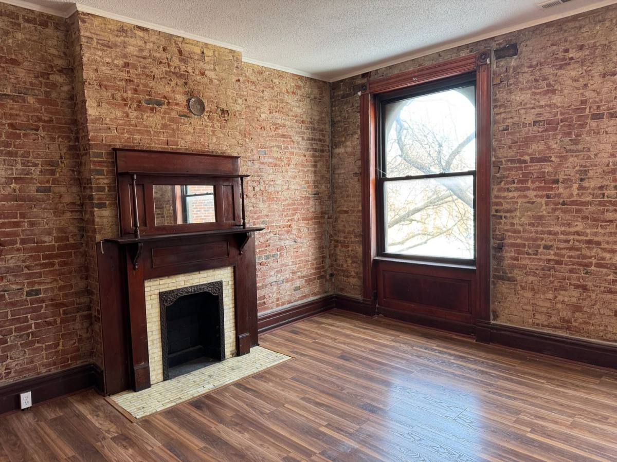 Apartment for rent at 2902-2906 Cherokee St, Saint Louis, MO 63118