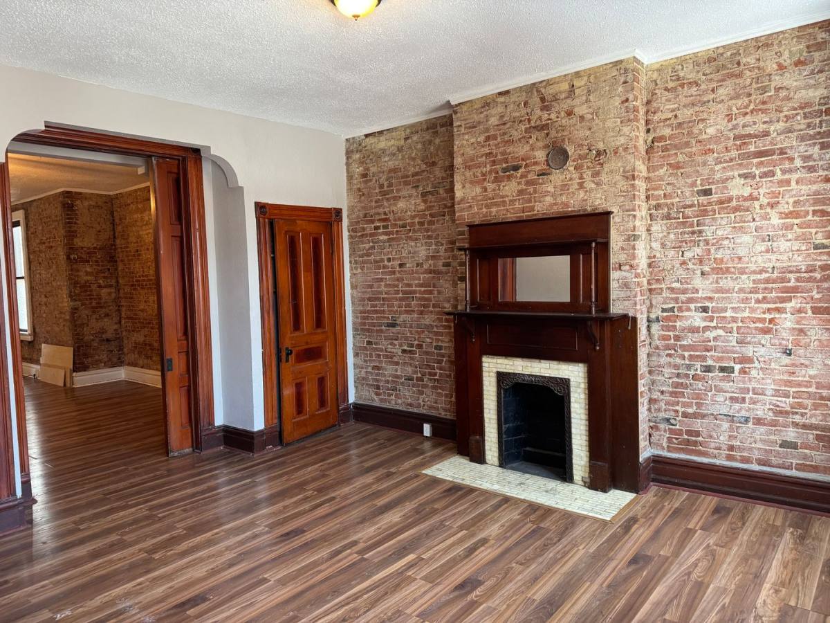 Apartment for rent at 2902-2906 Cherokee St, Saint Louis, MO 63118