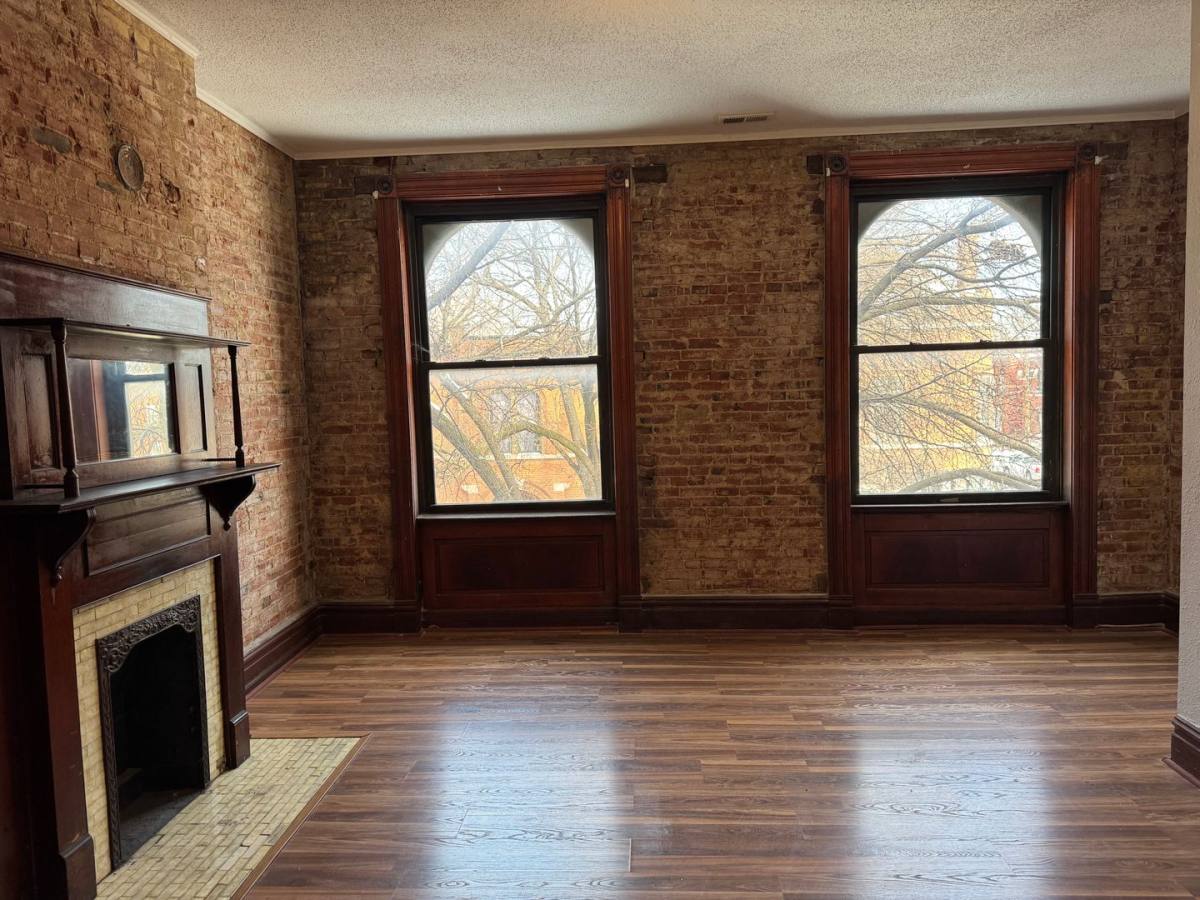 Apartment for rent at 2902-2906 Cherokee St, Saint Louis, MO 63118