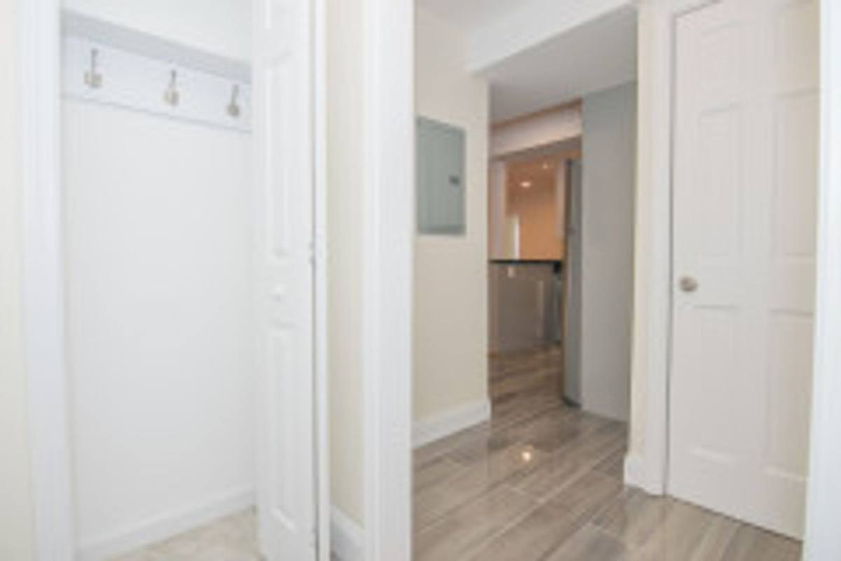 Townhouse for rent at 1791 Beacon St #4, Brookline, MA 02445