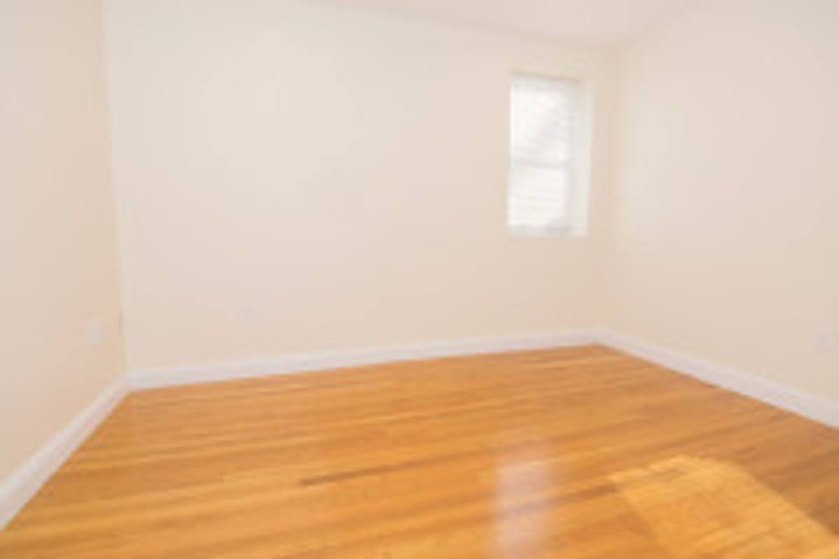 Townhouse for rent at 1791 Beacon St #4, Brookline, MA 02445