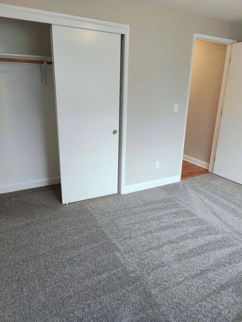 Apartment for rent at 605 NW Adams St, McMinnville, OR 97128
