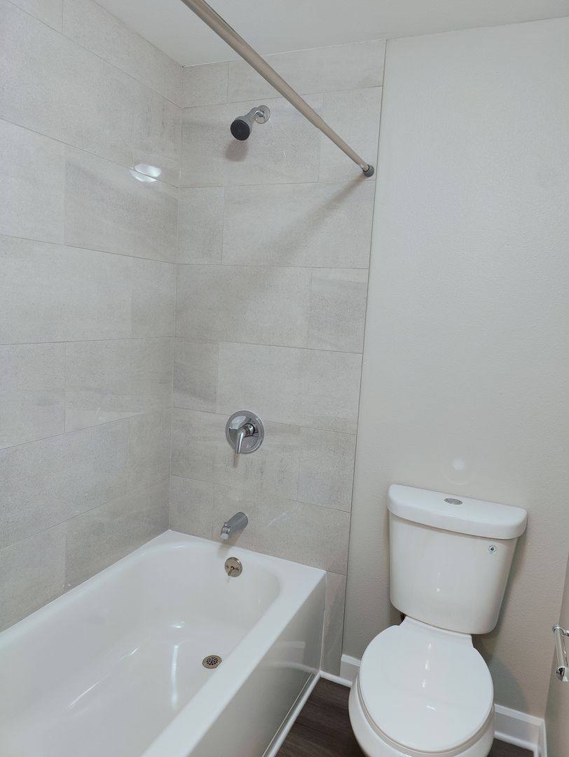 Apartment for rent at 605 NW Adams St, McMinnville, OR 97128