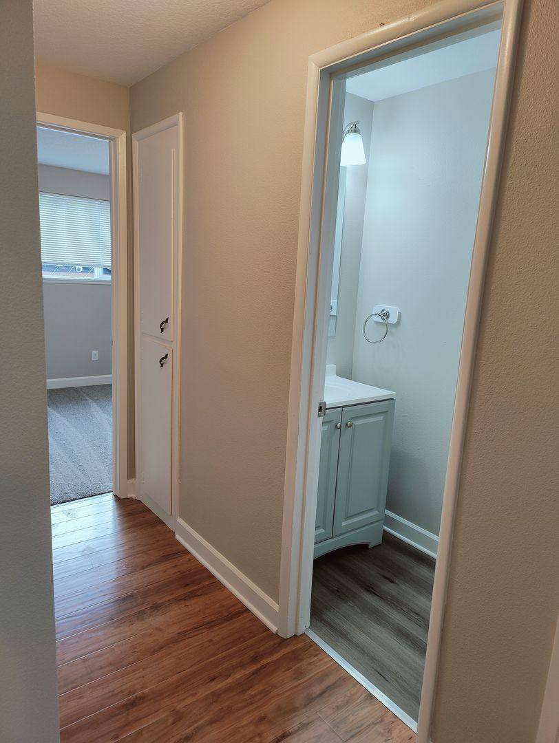 Apartment for rent at 605 NW Adams St, McMinnville, OR 97128