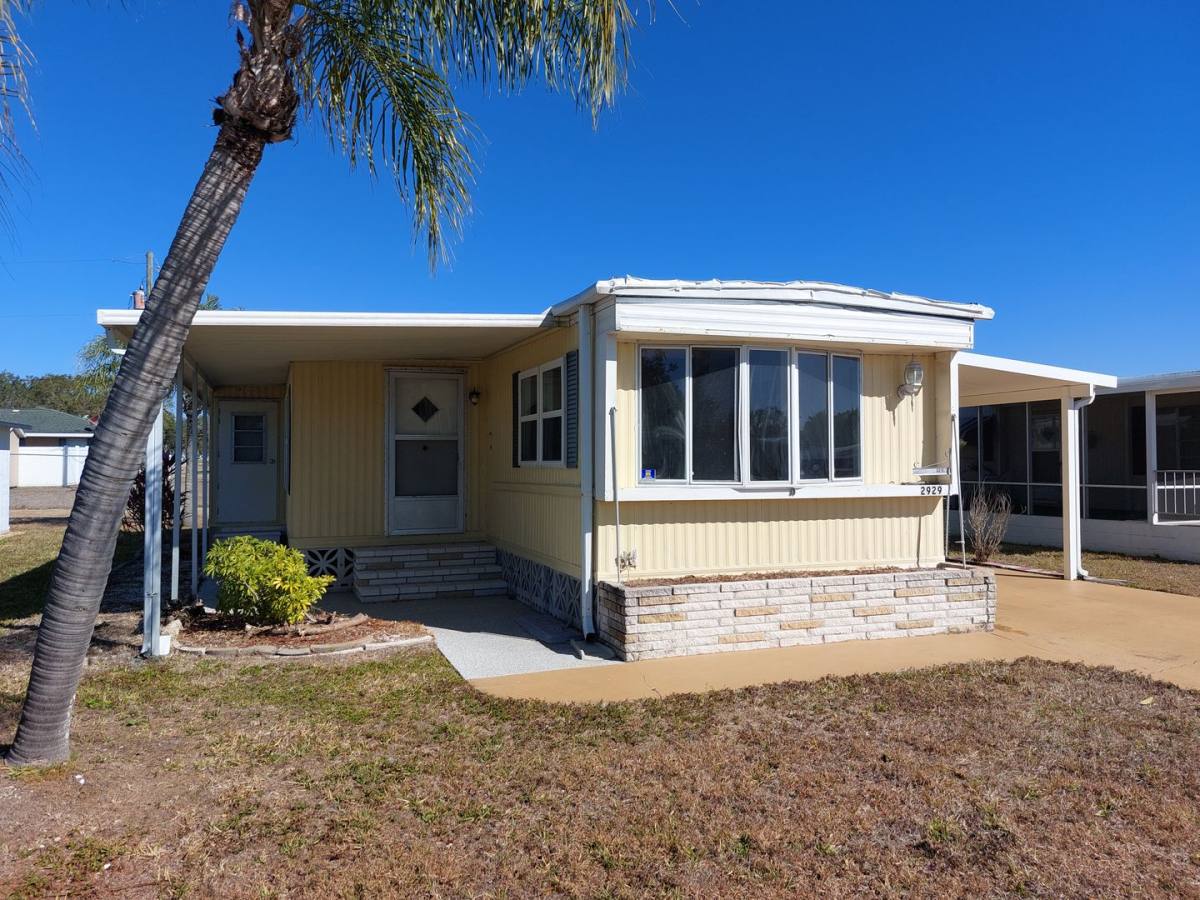 House for rent at 2929 Saralake Dr S, Sarasota, FL 34239
