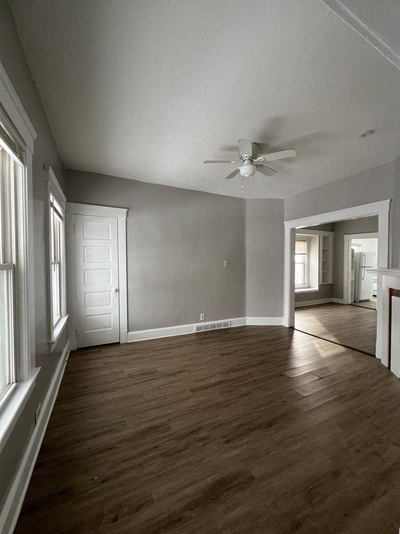 Apartment for rent at 3914 W 21st St, Cleveland, OH 44109