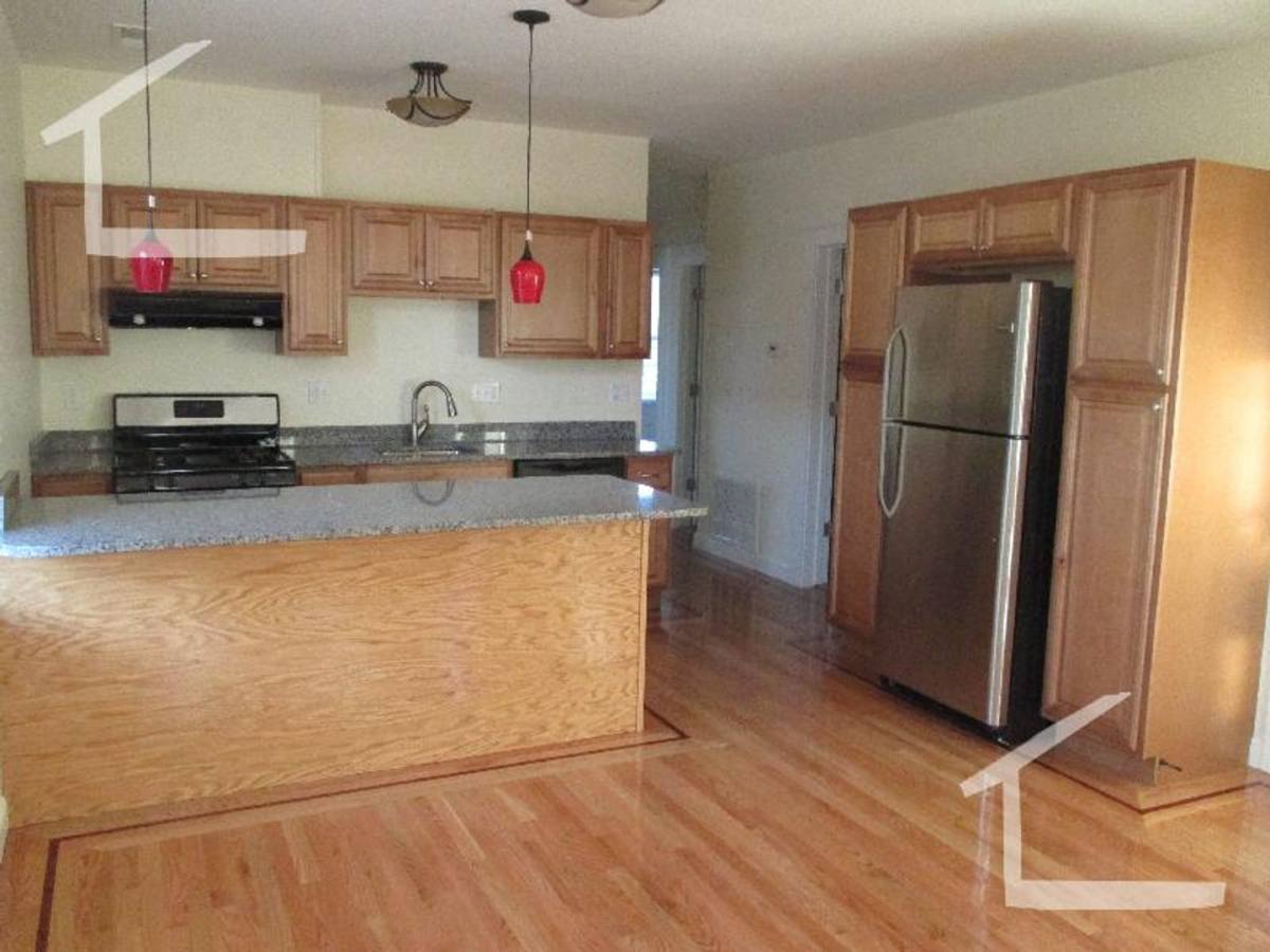 Apartment for rent at 229 Boylston St #3, Brookline, MA 02445