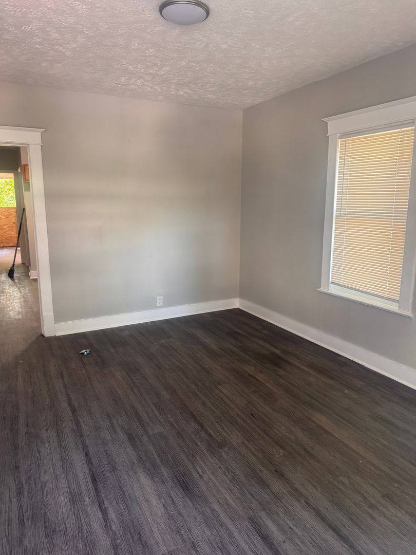 Apartment for rent at 1724 W Ormsby Ave, Louisville, KY 40210