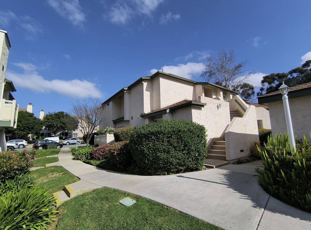 Apartment for rent at 3109 Evening Way, La Jolla, CA 92037