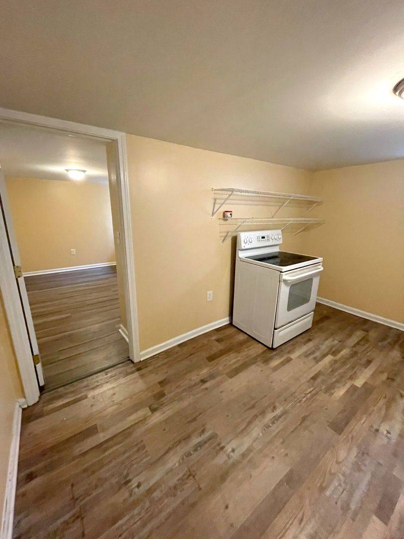 Apartment for rent at 734 N River St, Ypsilanti, MI 48198
