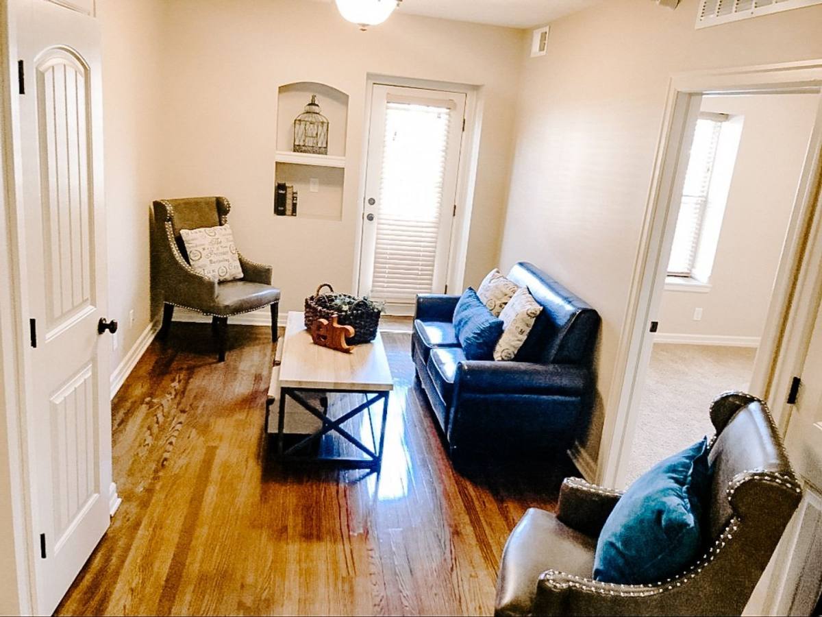 Apartment for rent at 515 S 31st St, Omaha, NE 68105