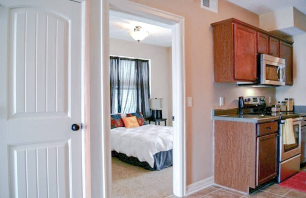 Apartment for rent at 515 S 31st St, Omaha, NE 68105