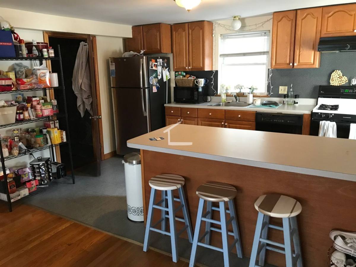 Apartment for rent at 547 Washington St #2, Brighton, MA 02135
