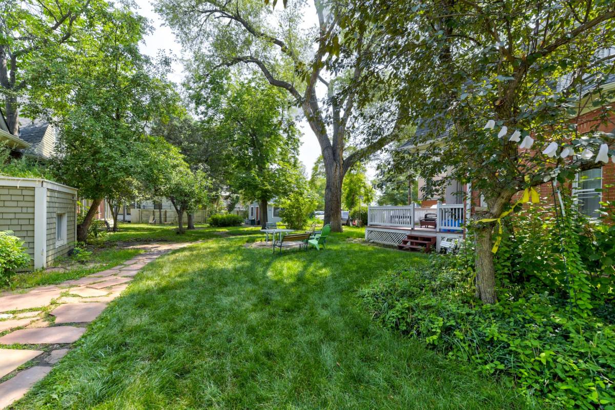 Governor's Row, 1602-1620 Walnut St, Boulder, CO 80302 - Apartment for Rent - Image 6