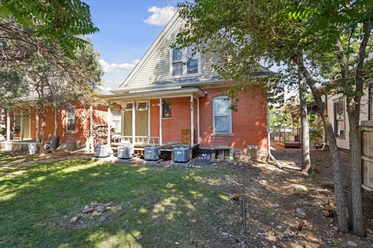 Governor's Row, 1602-1620 Walnut St, Boulder, CO 80302 - Apartment for Rent - Image 5