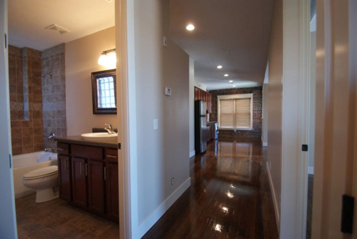 Apartment for rent at 2934 Leavenworth, Omaha, NE 68105